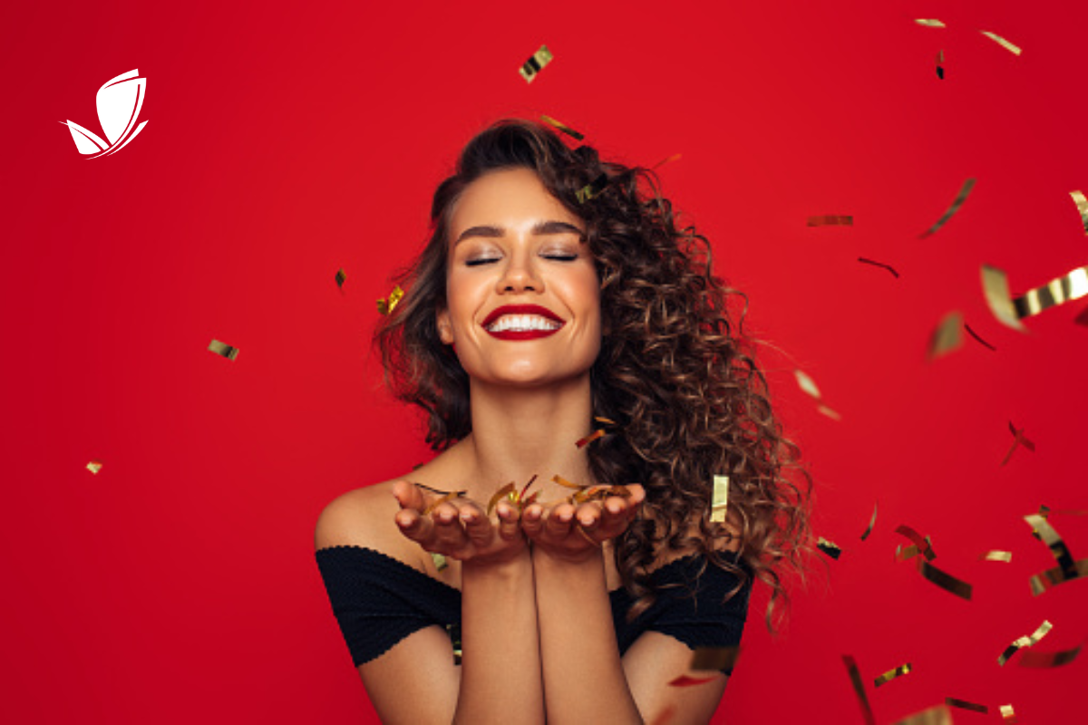 July Blog  5 Ways to Step Into Your Shimmer Era This Summer Option 1